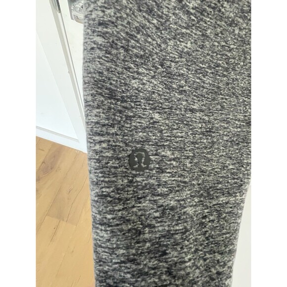 Lululemon Jogger Pants Women Size 6 Gray Tapered with Pockets Draw String Soft - Picture 3 of 6